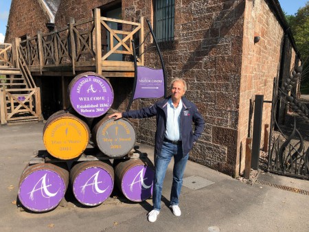 På väg in till Annandale